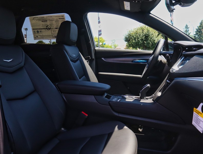 2026 Cadillac XT5 AWD 4dr Luxury