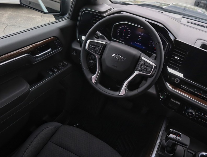 2026 Chevrolet Silverado 1500 4WD Crew Cab 147