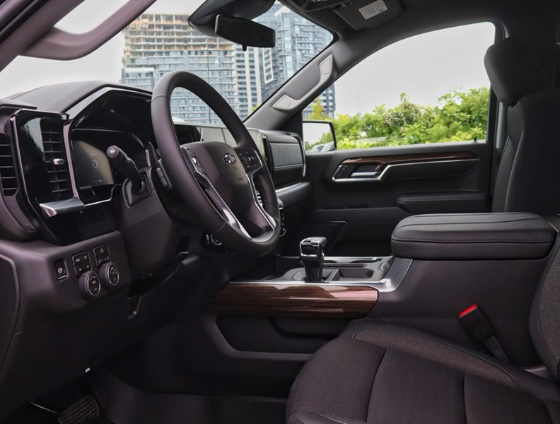 2026 Chevrolet Silverado 1500 4WD Crew Cab 147
