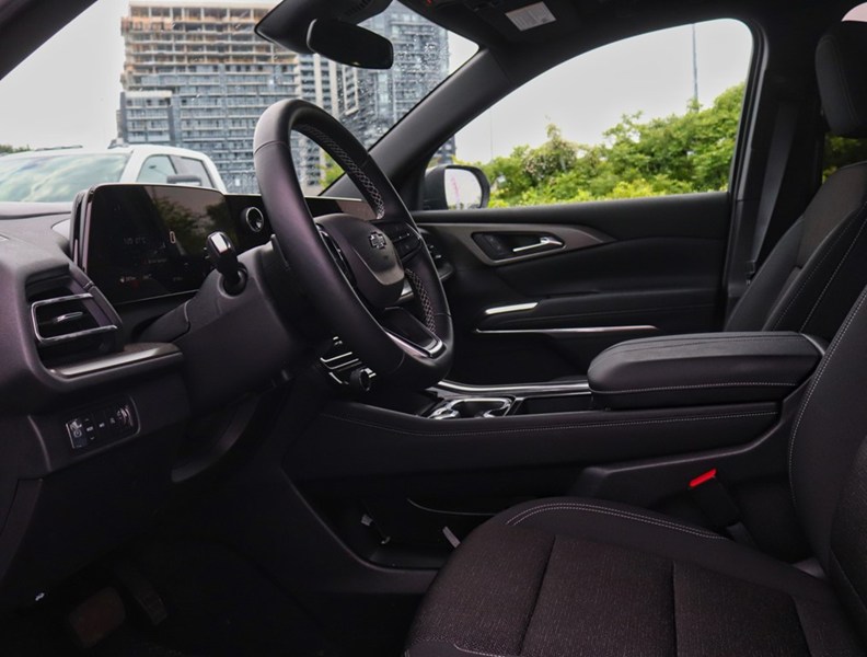 2026 Chevrolet Traverse AWD 4dr LT