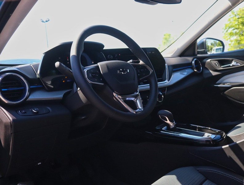 2026 Chevrolet Trax FWD 4dr LT