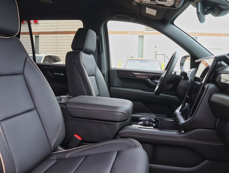 2026 GMC Yukon 4WD 4dr Elevation