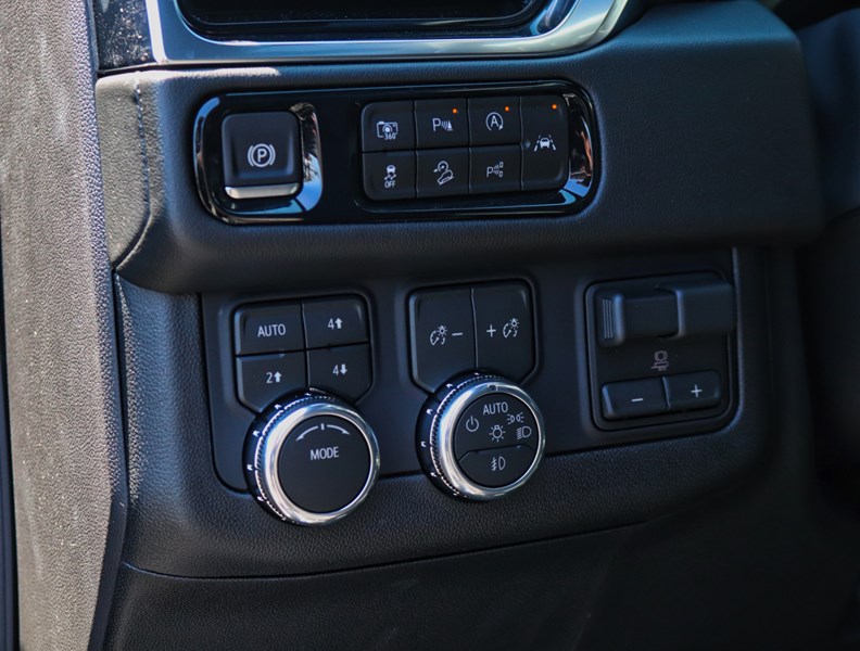 2026 GMC Yukon 4WD 4dr Elevation