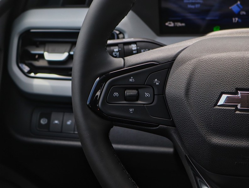 2027 Chevrolet Bolt FWD 4dr LT
