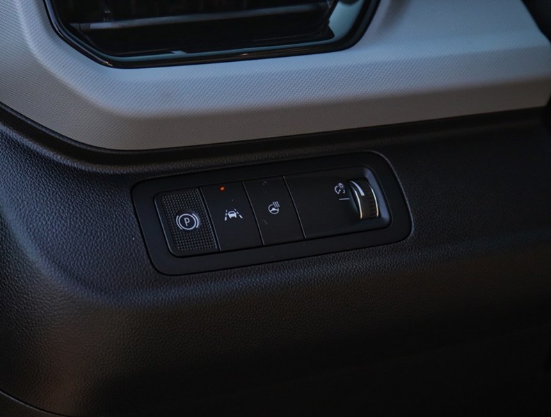 2027 Chevrolet Bolt FWD 4dr LT