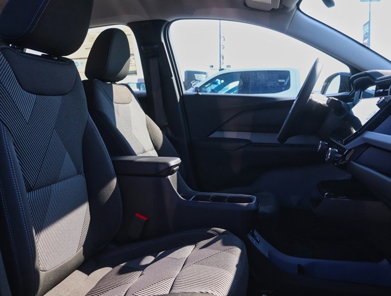 2027 Chevrolet Bolt FWD 4dr LT