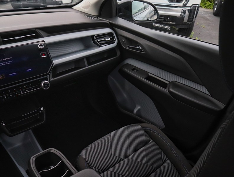 2027 Chevrolet Bolt FWD 4dr LT