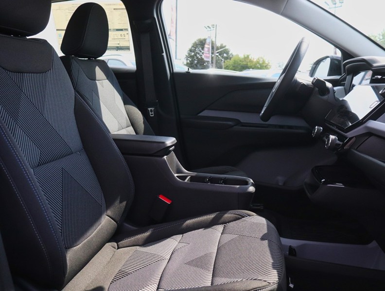 2027 Chevrolet Bolt FWD 4dr LT