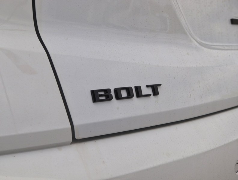 2027 Chevrolet Bolt FWD 4dr LT
