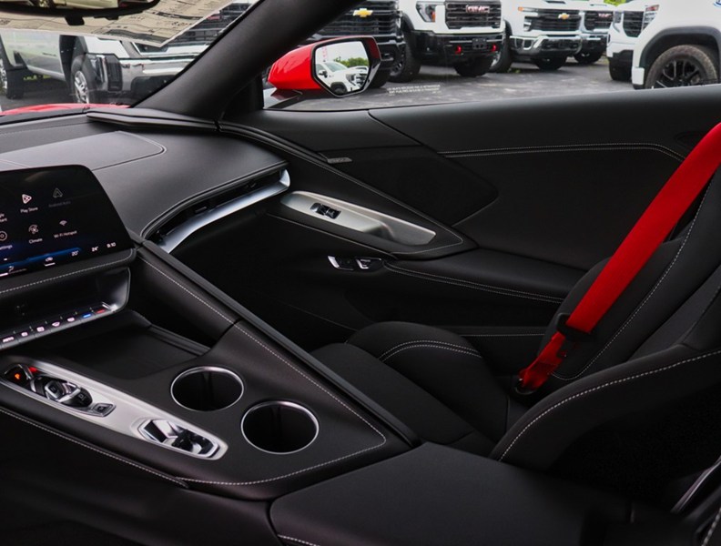 2027 Chevrolet Corvette 2dr Z06 Cpe w/1LZ