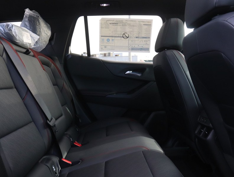 2027 Chevrolet Equinox AWD 4dr RS
