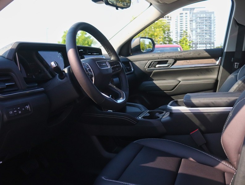 2027 GMC Terrain AWD 4dr Denali