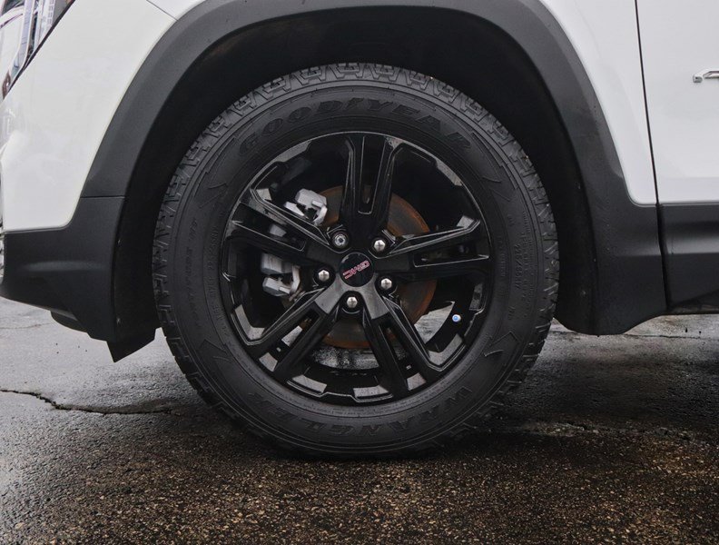 2024 GMC Terrain AWD 4dr AT4