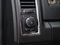 2016 RAM 1500 Laramie Longhorn | 4X4 | 3.0L | ROOF | NAV | 20s