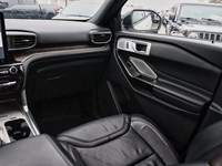 2022 Ford Explorer Platinum | 4WD | 3.0L | TECH PKG | ROOF | NAV |21s