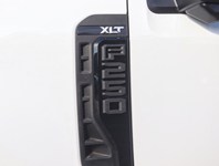 2026 Ford F-250 XLT | 4X4 | 6.8L | PREM PKG | BLK PKG | CONSOLE