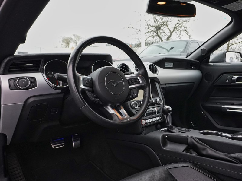 2015 Ford Mustang Conv GT Premium | 5.0L | AUTO | NAV | LOW KMS!!
