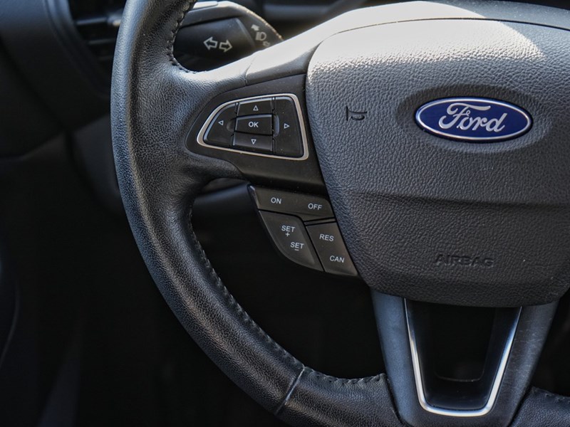 2019 Ford Escape SEL | 4WD | 1.5L | NAV | PWR LIFTGATE | ACTIVE X