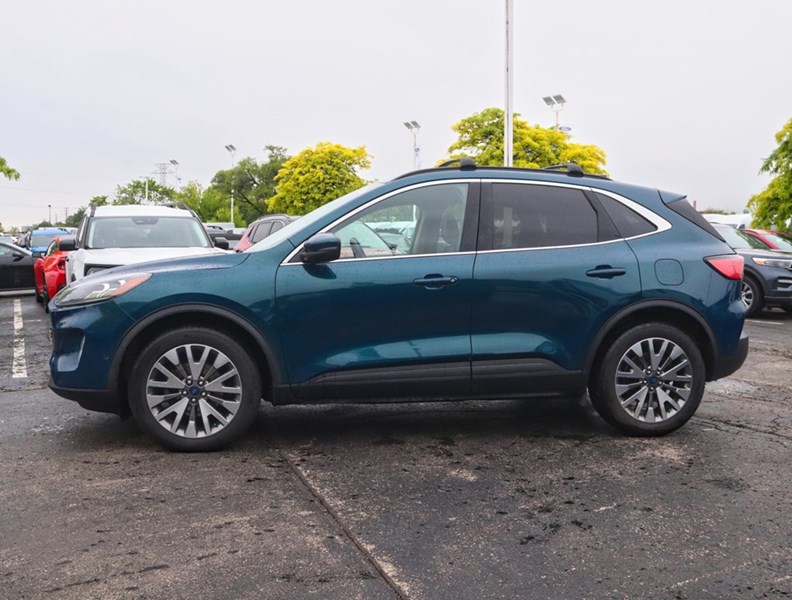 2020 Ford Escape Titanium Hybrid | AWD | NAV | LEATHER | B&O
