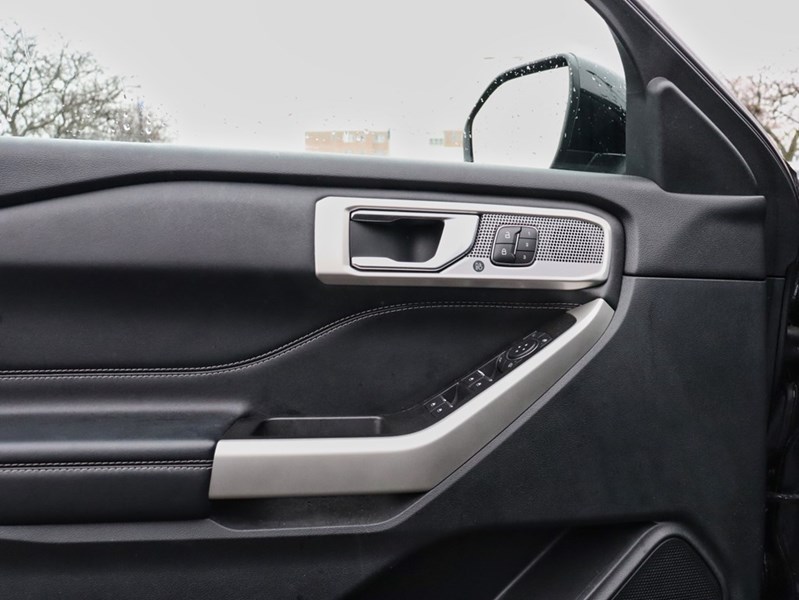 2022 Ford Explorer Limited | 4WD | HYBRID | ROOF | TOW | NAV | 360