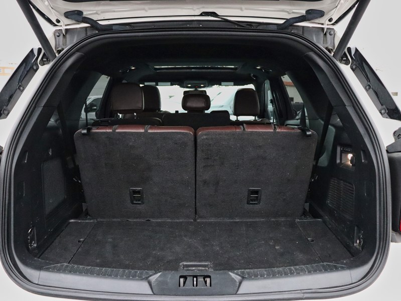 2022 Ford Explorer Platinum | 4WD | 3.0L | TECH PKG | ROOF | NAV |21s