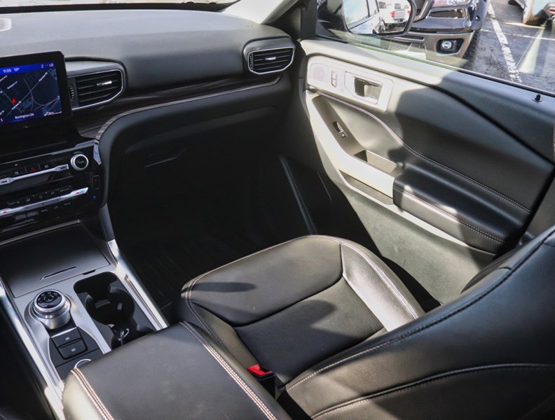 2022 Ford Explorer Limited | 4WD | HYBRID | NAV | ROOF | TOW | 360