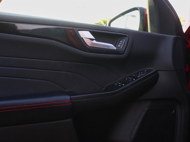 2023 Ford Escape ST-Line Select | AWD | HYBRID | TECH PKG | TOW