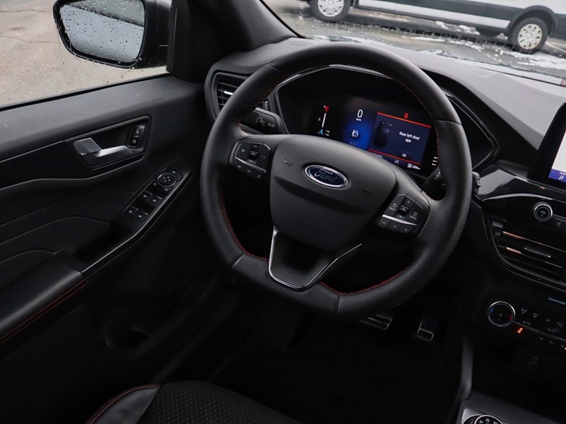 2024 Ford Escape ST-Line | AWD | 1.5L | HTD STR WHL | BLIS | LEDs