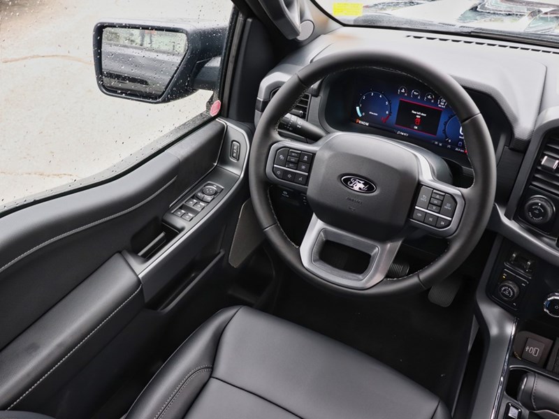 2025 Ford F-150 XLT | 4X4 | 2.7L | 303A| BLK PK PLS |ROOF | BD UTL