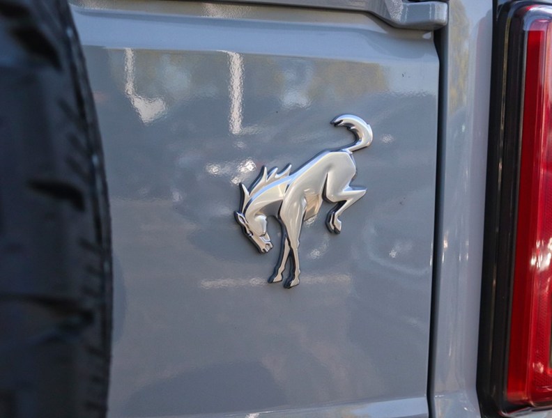 2026 Ford Bronco Outer Banks | 4X4 | 2.3L | LUX PKG | HARD TOP