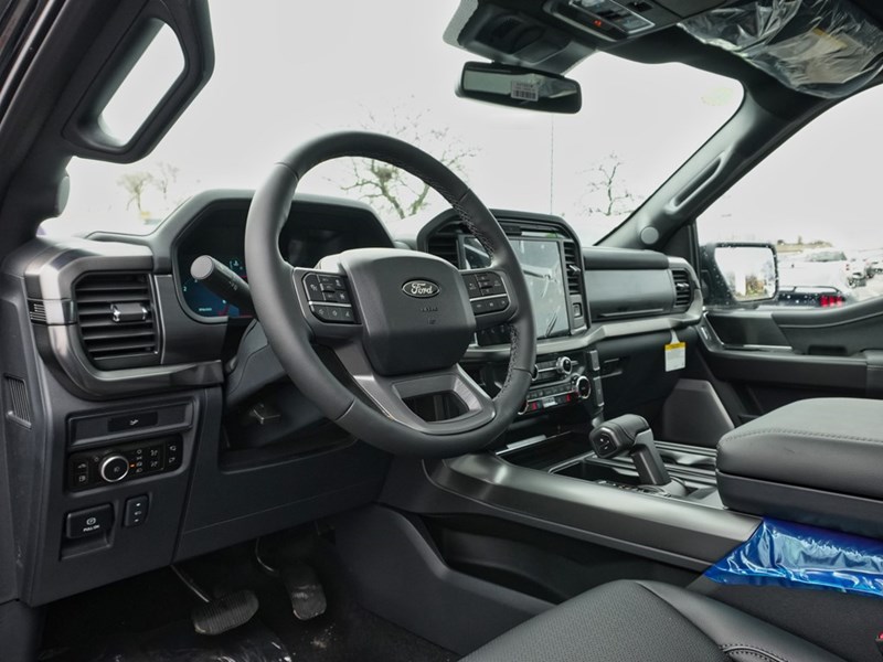2026 Ford F-150 LARIAT | 4X4 | HYBRID | 502A | BLK PK | ROOF
