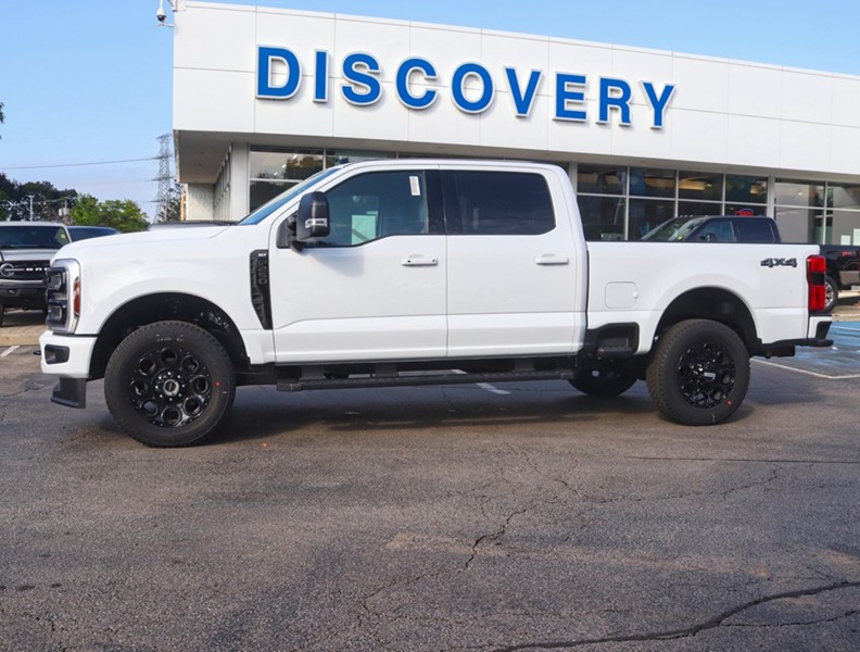 2026 Ford F-250 XLT | 4X4 | 6.8L | PREM PKG | BLK PKG | CONSOLE