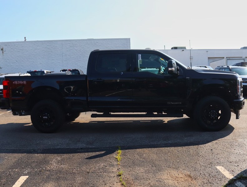 2026 Ford F-250 LARIAT | 4X4 | 6.7L | BLK PK | ROOF | 5th WHL