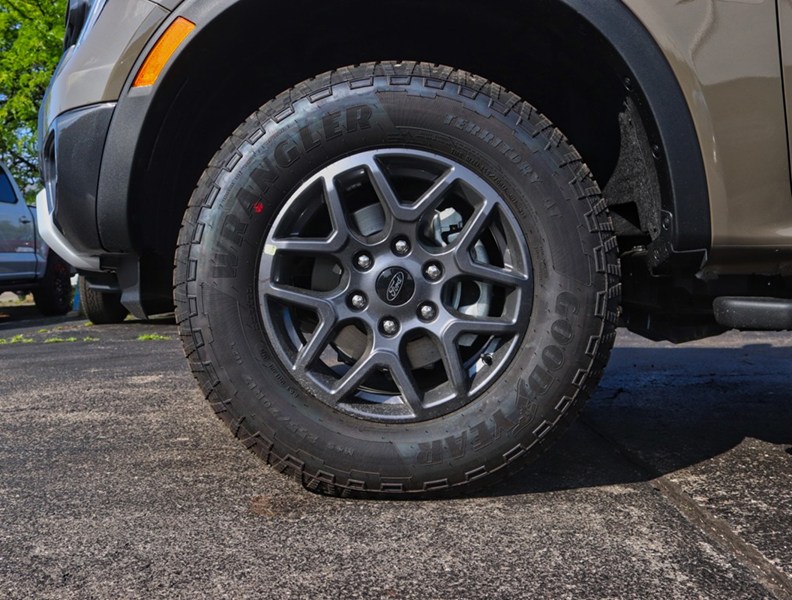 2026 Ford Ranger XLT | 4X4 | 2.3L | 300A | RUNN BRDS | TOW PKG