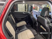 2022 Ford Escape Titanium Hybrid AWD