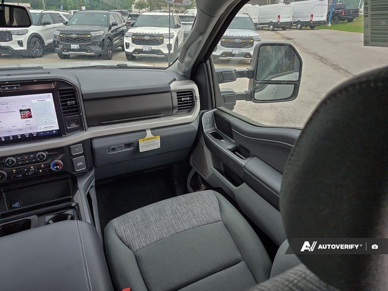 2026 Ford F-250 XLT 4WD Crew Cab 6.75' Box
