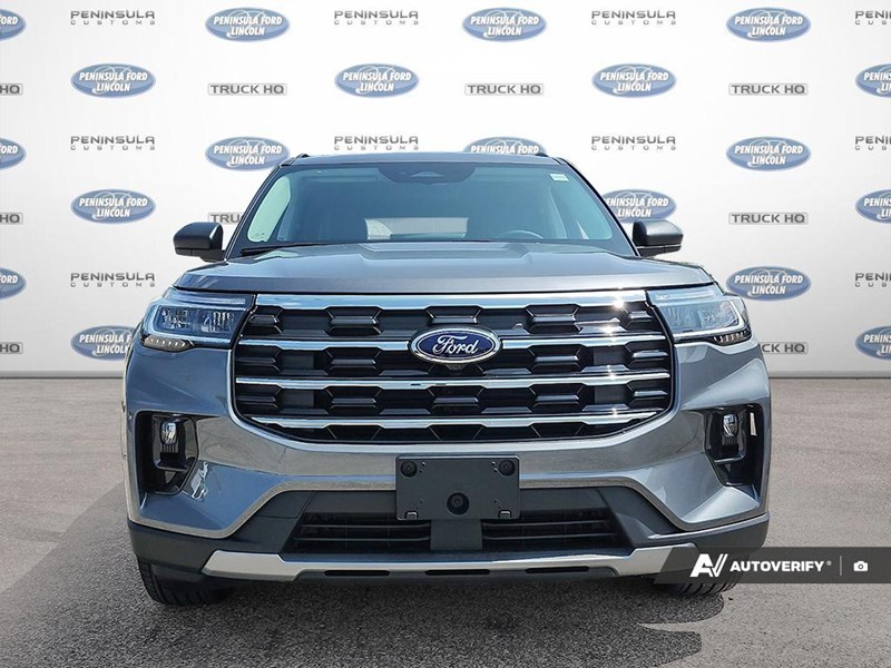 2026 Ford Explorer Active w/200A Pkg 4WD