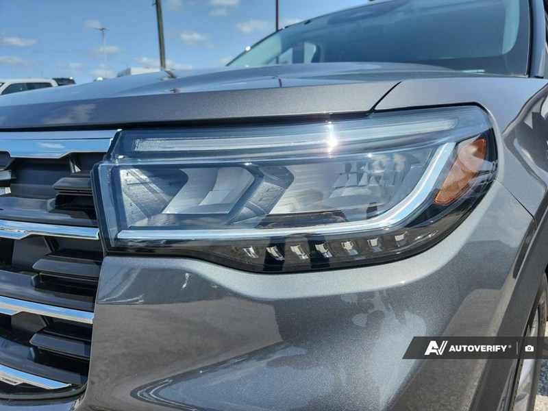 2026 Ford Explorer Active w/200A Pkg 4WD