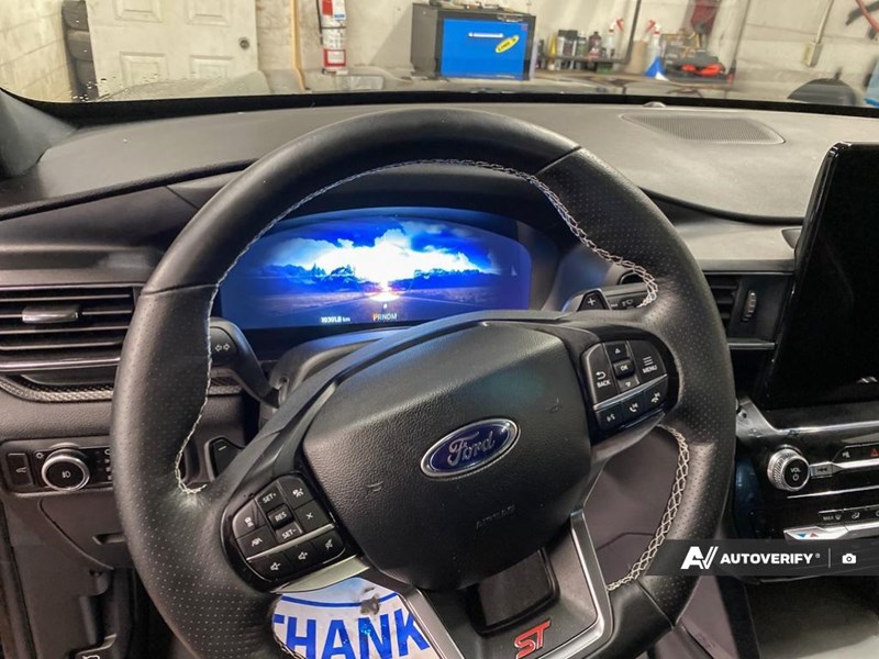 2023 Ford Explorer ST 4WD