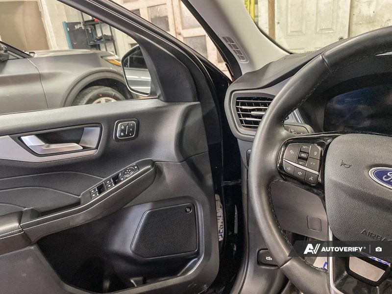 2025 Ford Escape Platinum AWD