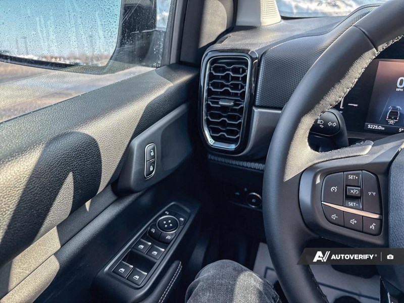 2025 Ford Ranger XLT 4WD SuperCrew 5' Box