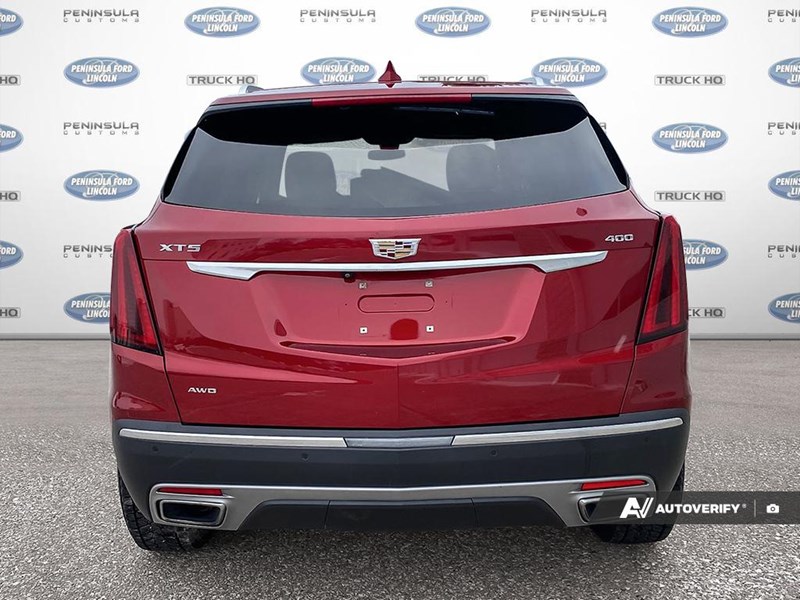 2021 Cadillac XT5 AWD 4dr Premium Luxury