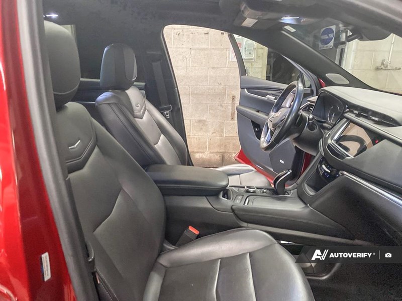 2021 Cadillac XT5 AWD 4dr Premium Luxury