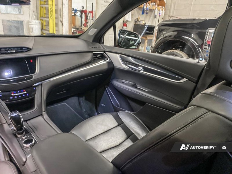 2021 Cadillac XT5 AWD 4dr Premium Luxury