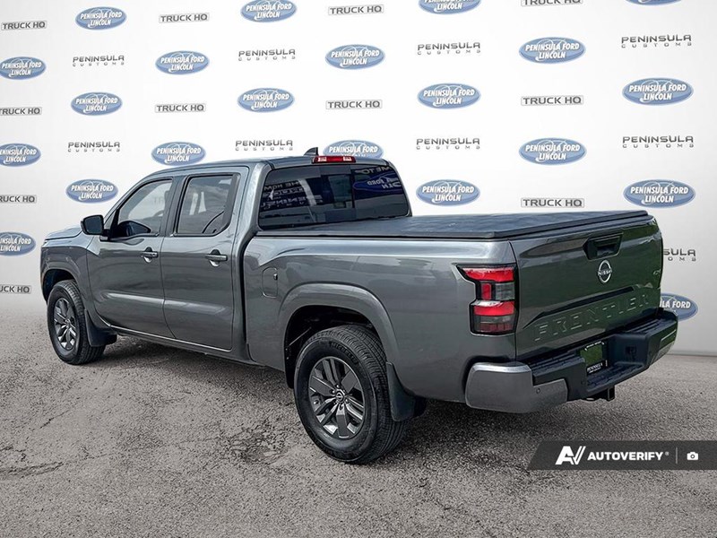 2025 Nissan Frontier Crew Cab 4x4 Long Bed SV