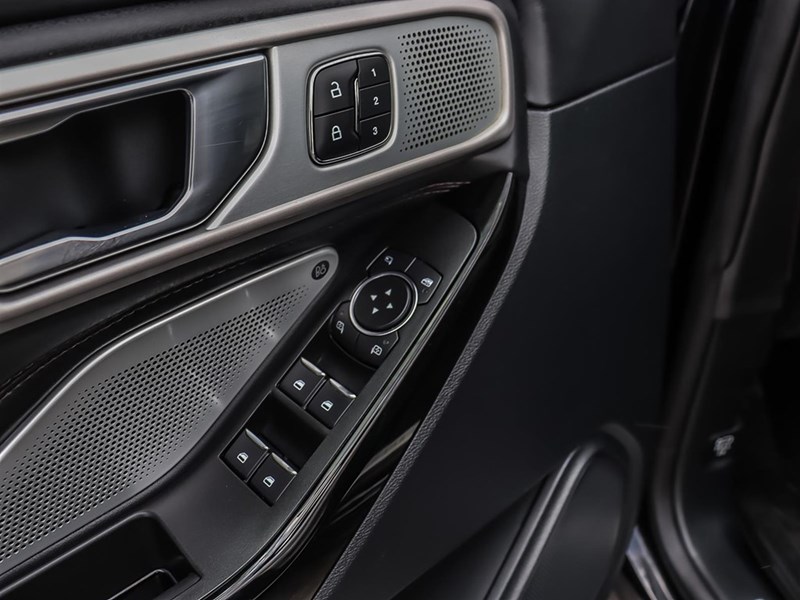 2021 Ford Explorer Platinum 4WD