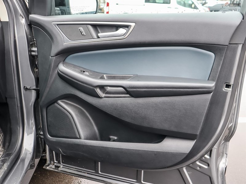 2022 Ford Edge SEL AWD