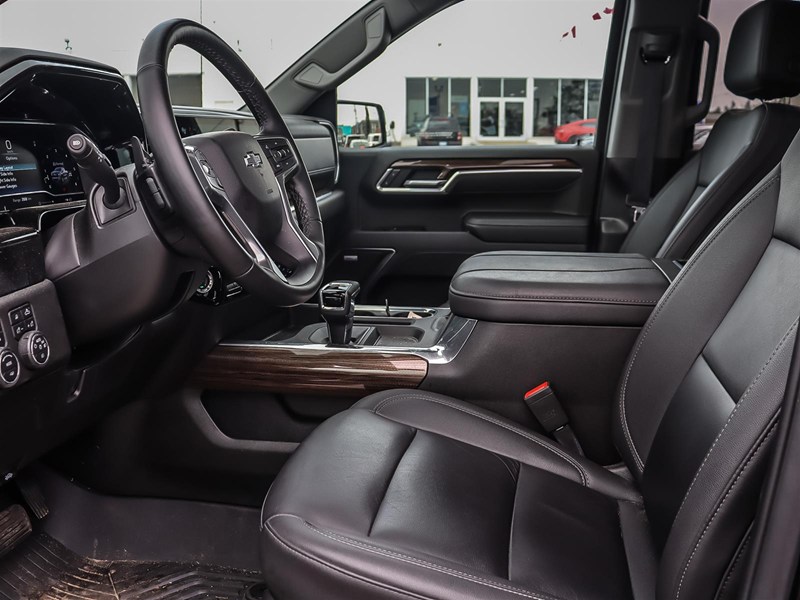 2025 Chevrolet Silverado 1500 4WD Crew Cab 147