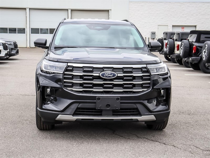 2026 Ford Explorer Active w/200A Pkg 4WD