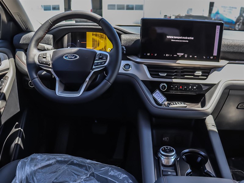 2026 Ford Explorer Active w/200A Pkg 4WD